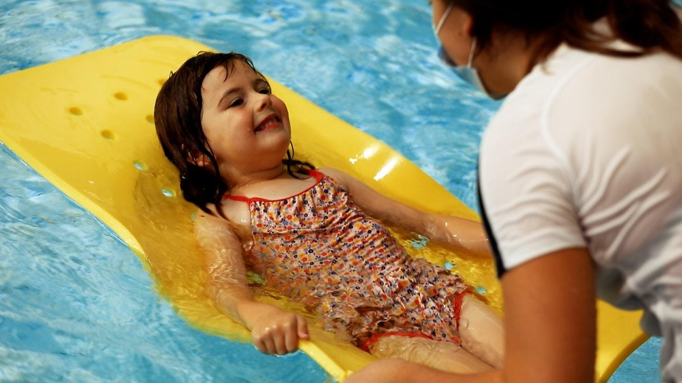 Eerste zwemles: Wat moet ik als ouder doen?